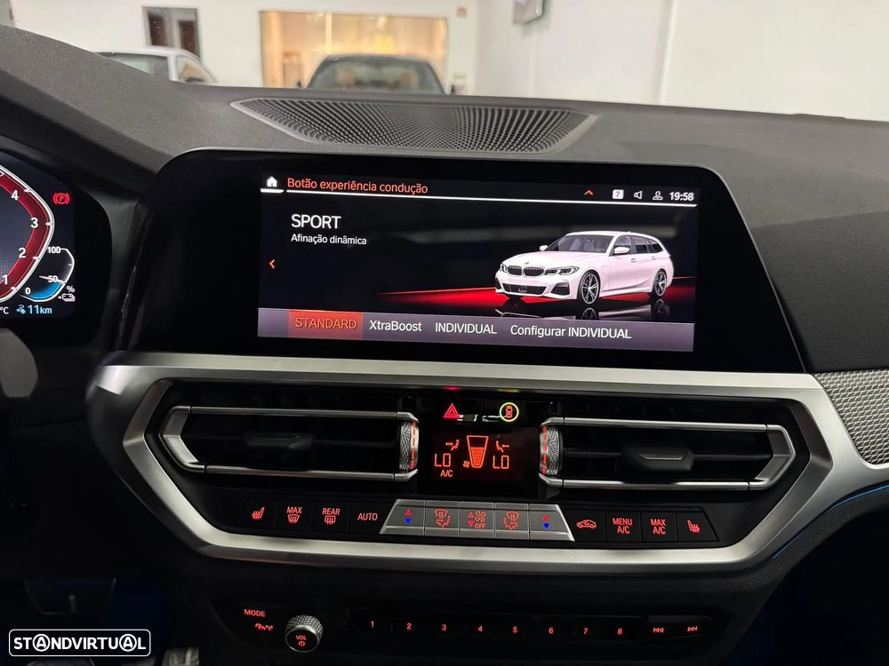 BMW 330 e Touring Pack M Auto - 35