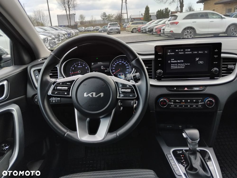 Kia XCeed 1.5 T-GDI M DCT - 11