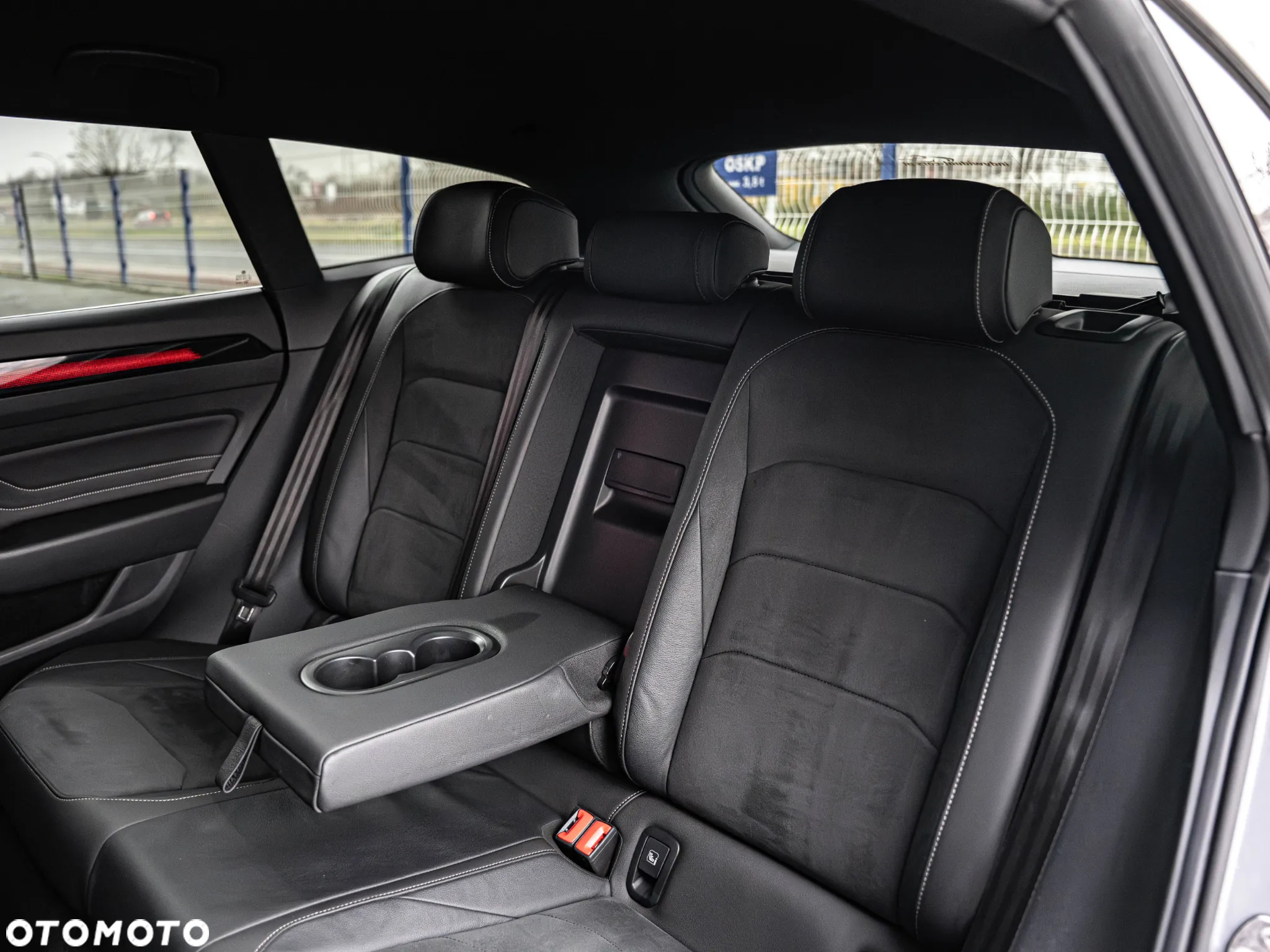 Volkswagen Arteon Shooting Brake 2.0 TDI SCR DSG R-Line - 31