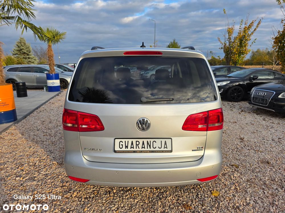 Volkswagen Touran 1.6 TDI DPF BlueMotion Technology Comfortline - 21