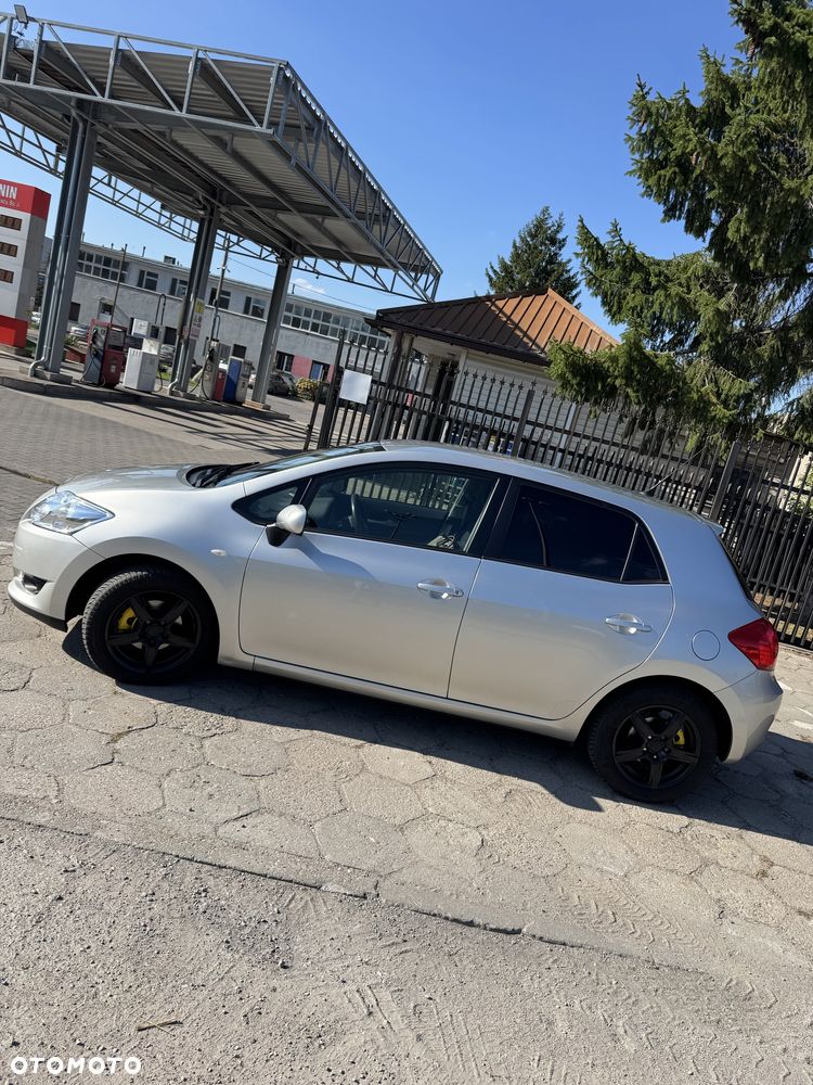 Toyota Auris - 3