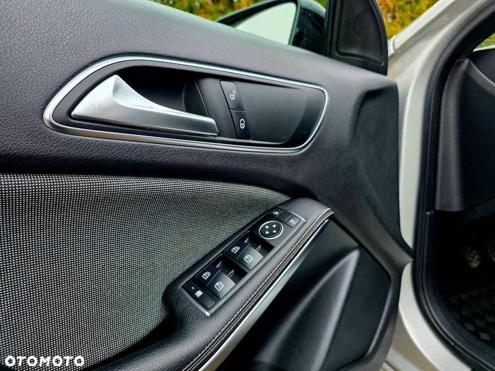 Mercedes-Benz Klasa A 200 (BlueEFFICIENCY) Style - 18