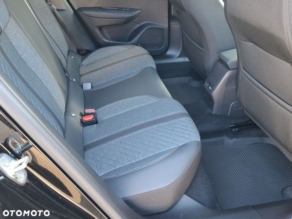 Peugeot 2008 1.2 PureTech Allure S&S EAT8 - 21