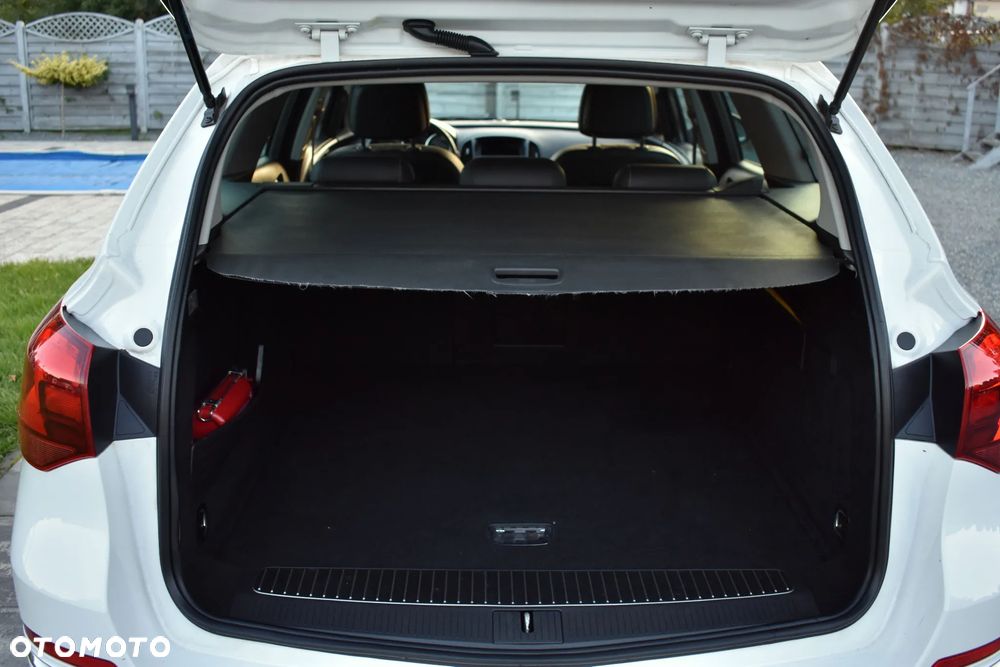 Opel Astra 1.4 Turbo Edition - 40
