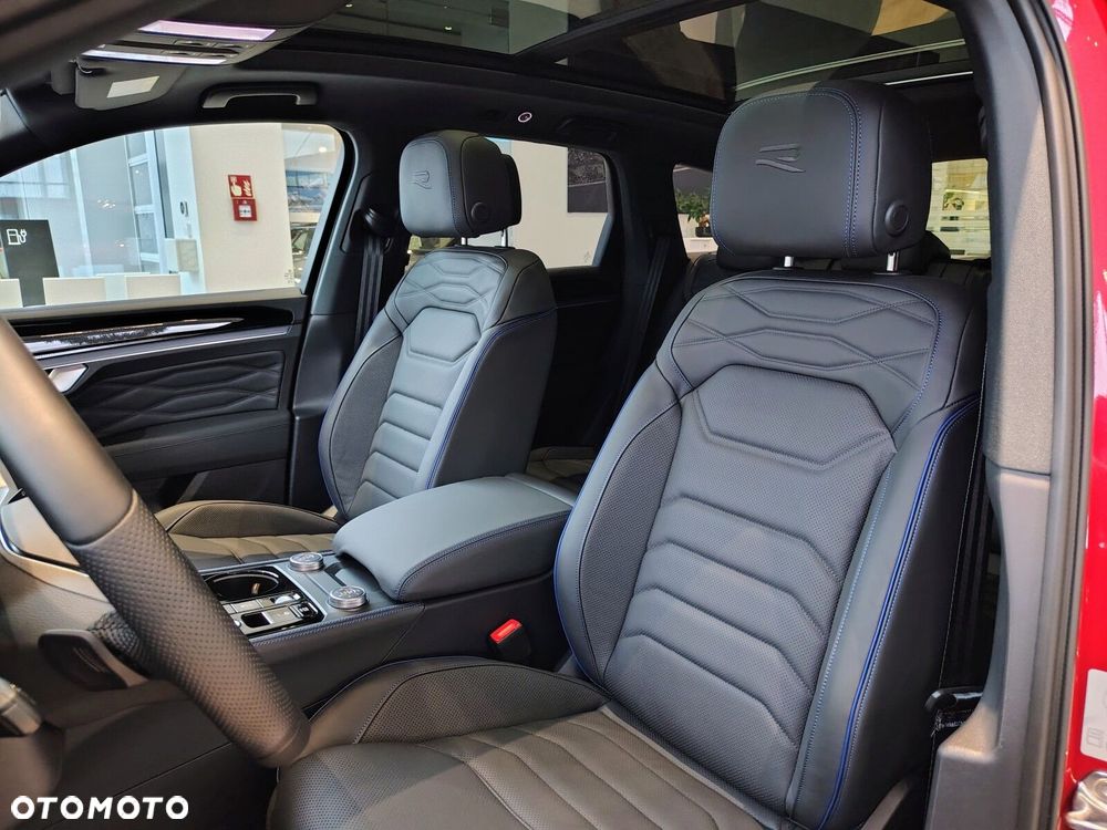 Volkswagen Touareg - 18