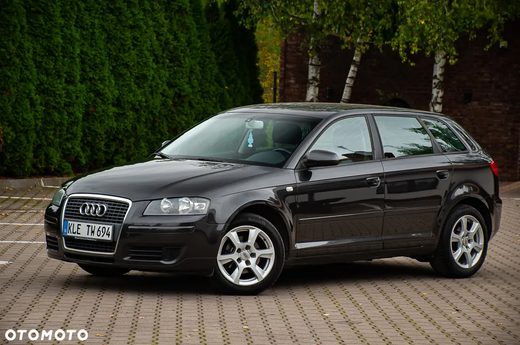 Audi A3 1.6 Ambiente - 5