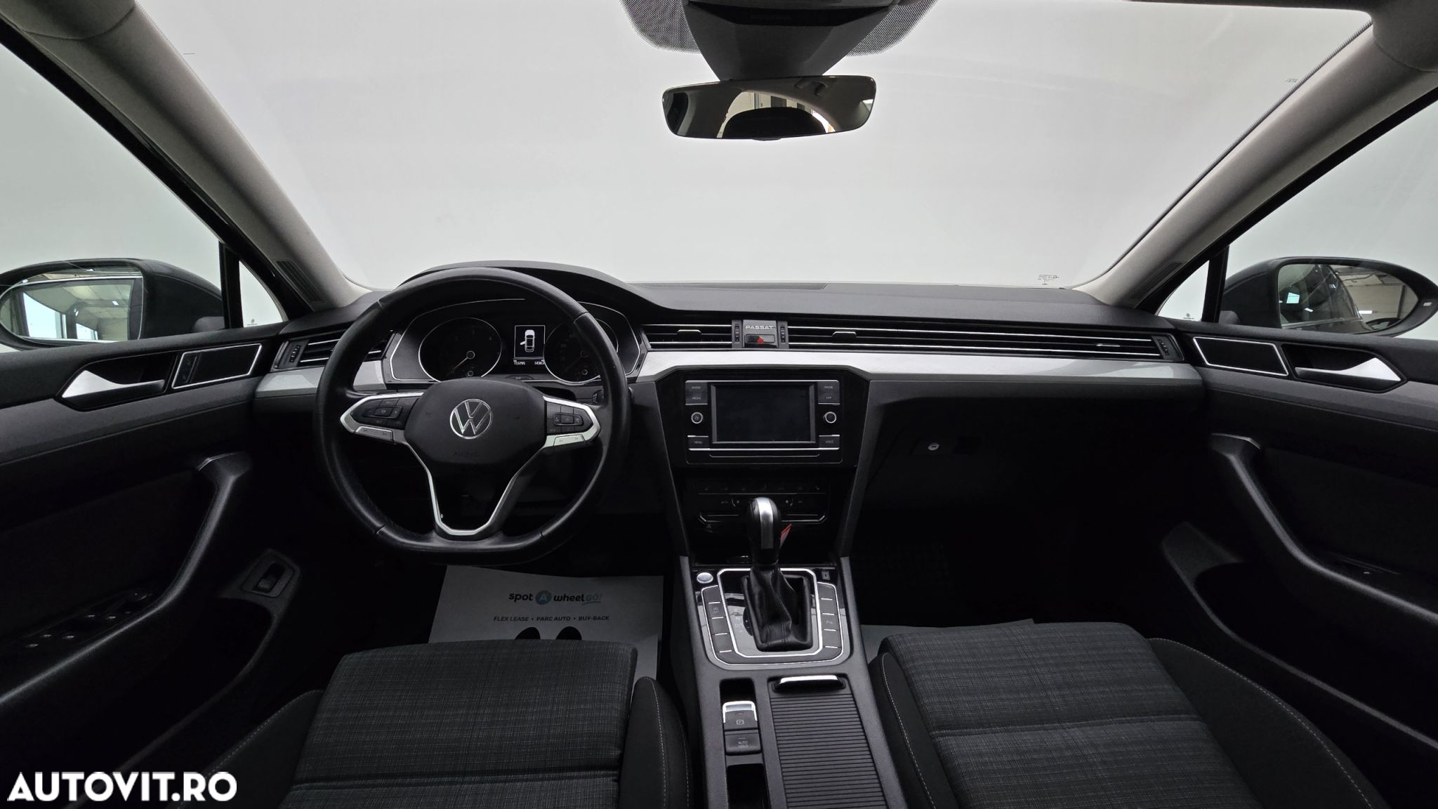 Volkswagen Passat - 14