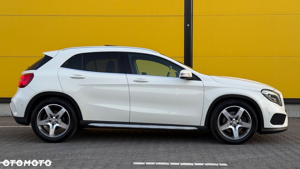 Mercedes-Benz GLA 250 4-Matic - 9