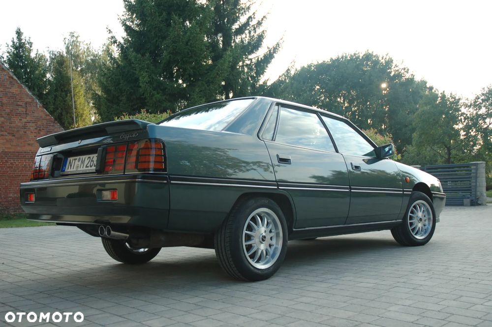 Mitsubishi Sapporo - 5