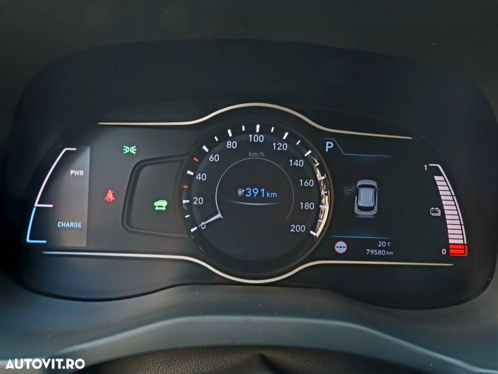 Hyundai KONA Premium - 23