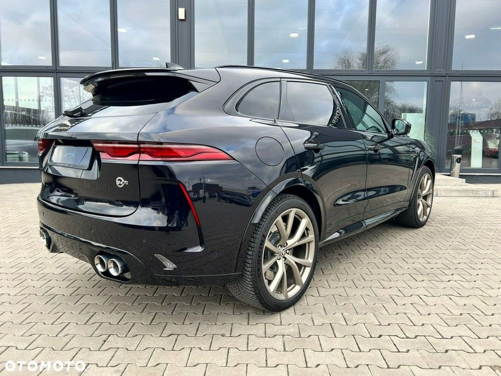 Jaguar F-Pace - 6