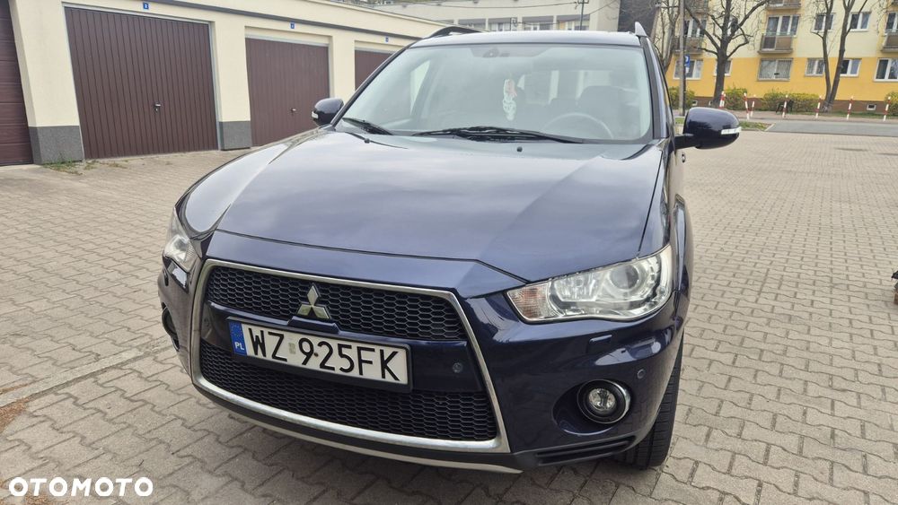 Mitsubishi Outlander 2.4 Instyle NAVI EU5 CVT - 1