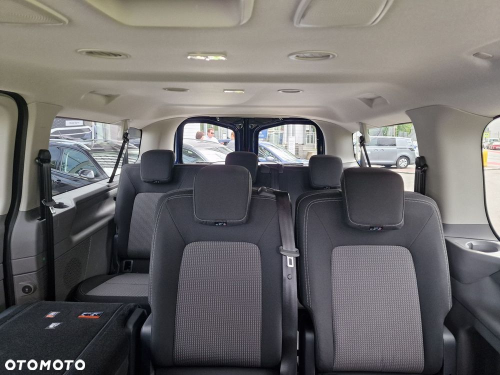 Volkswagen Caravelle - 22