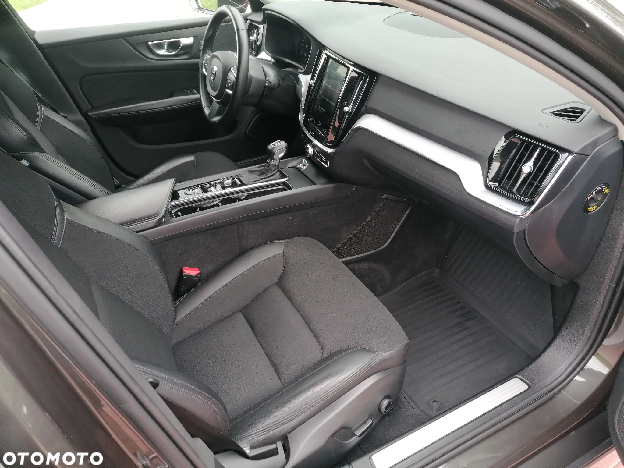 Volvo V60 T4 Momentum - 20