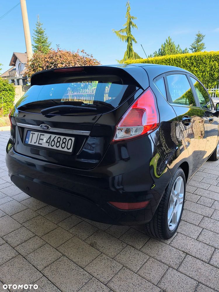 Ford Fiesta 1.0 EcoBoost Titanium - 23