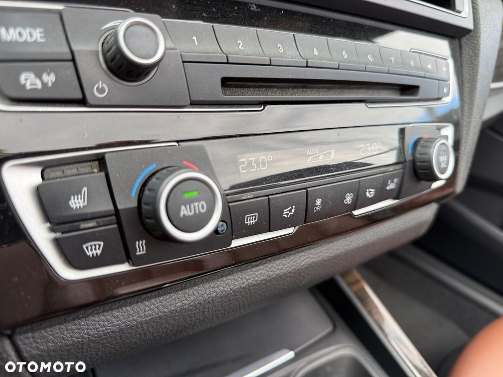 BMW Seria 2 218d Luxury Line - 19