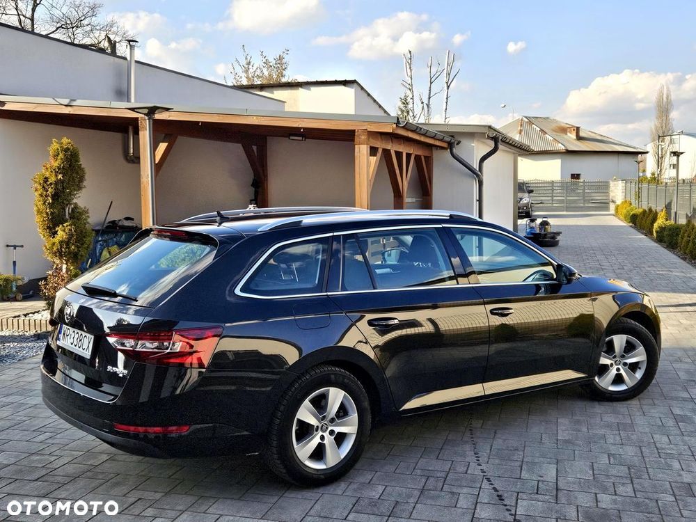 Skoda Superb 2.0 TDI Style - 11