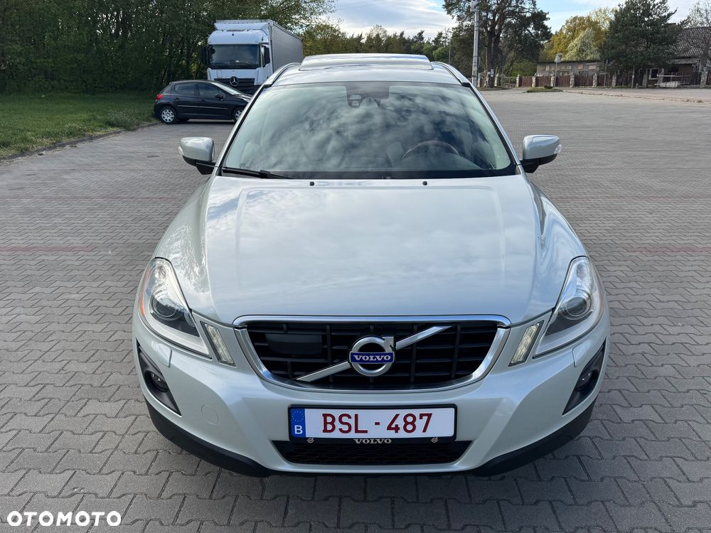 Volvo XC 60 D5 AWD Momentum - 17