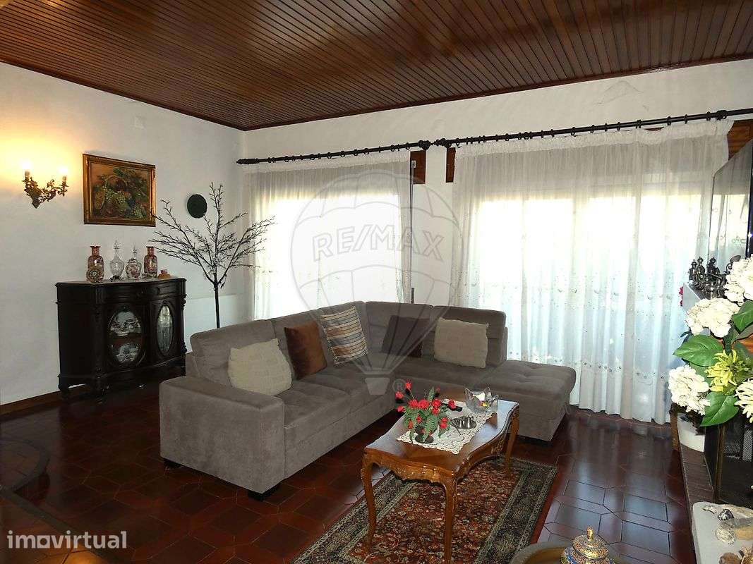 Moradia T4 para venda - Grande imagem: 2/24