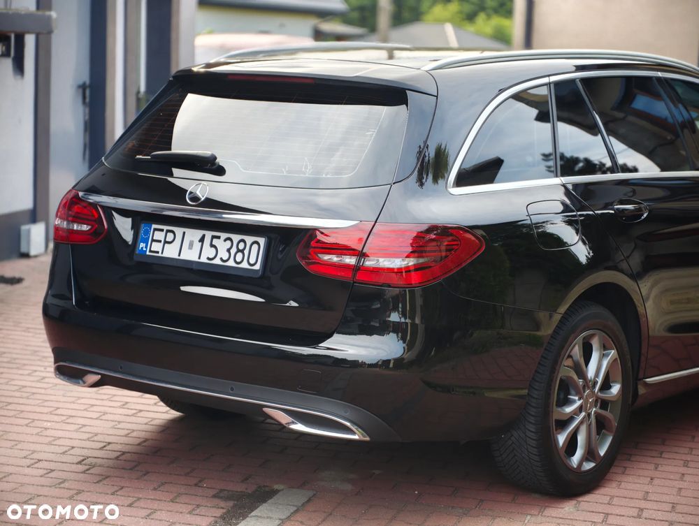 Mercedes-Benz Klasa C 220 d 9G-TRONIC - 34