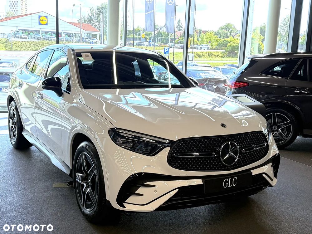 Mercedes-Benz GLC - 7