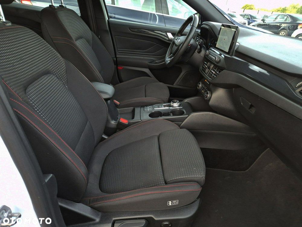 Ford Focus 2.0 EcoBlue ST-Line X - 29