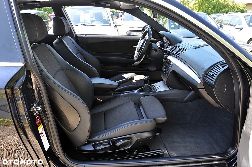 BMW Seria 1 118d - 22