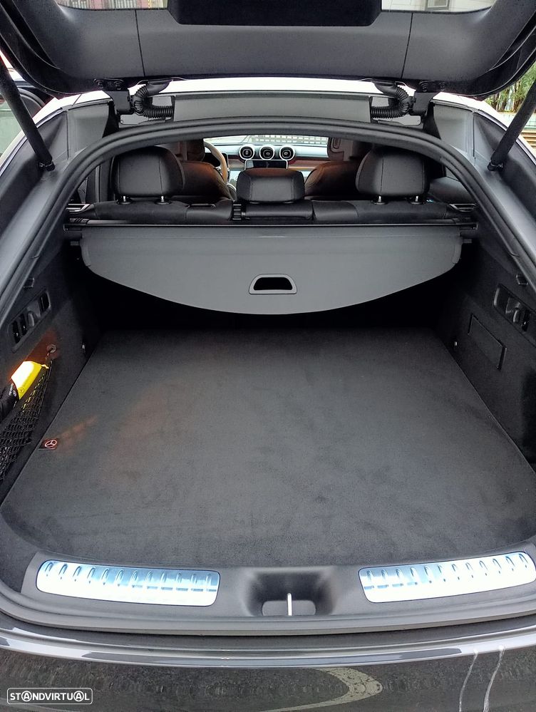 Mercedes-Benz GLC 300 d Coupe 4Matic 9G-TRONIC AMG Line Advanced - 10