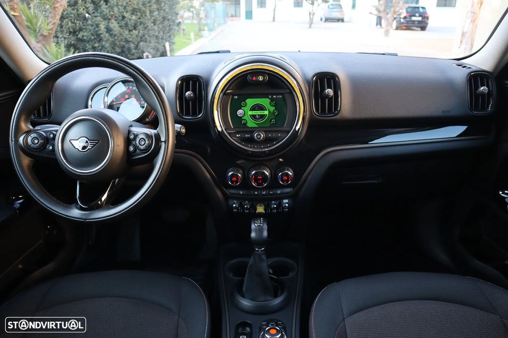 MINI Countryman Cooper SE ALL4 Auto - 26