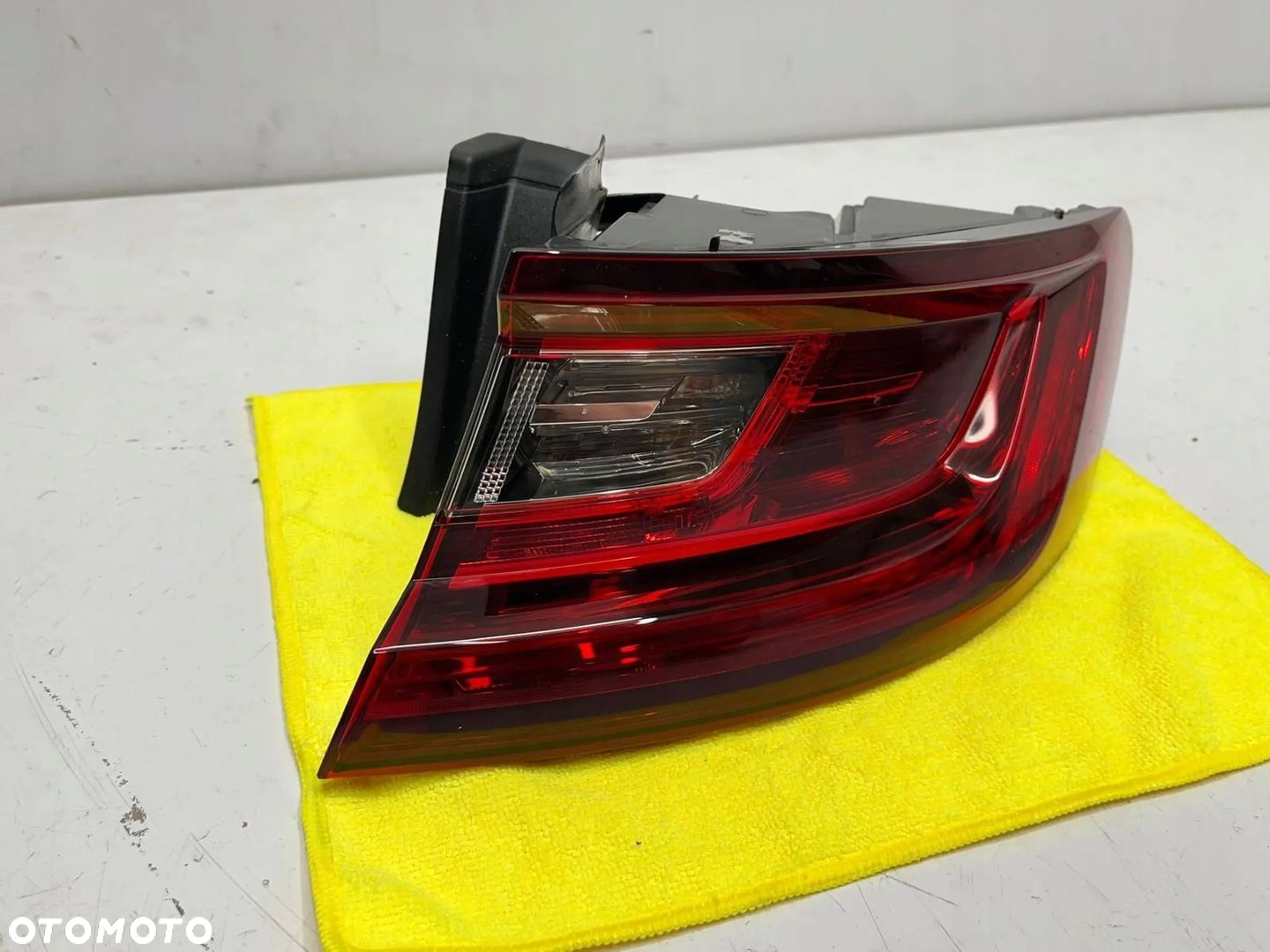 Renault Megane IV Lampa Prawa Tył Tylna 265509578R - 2