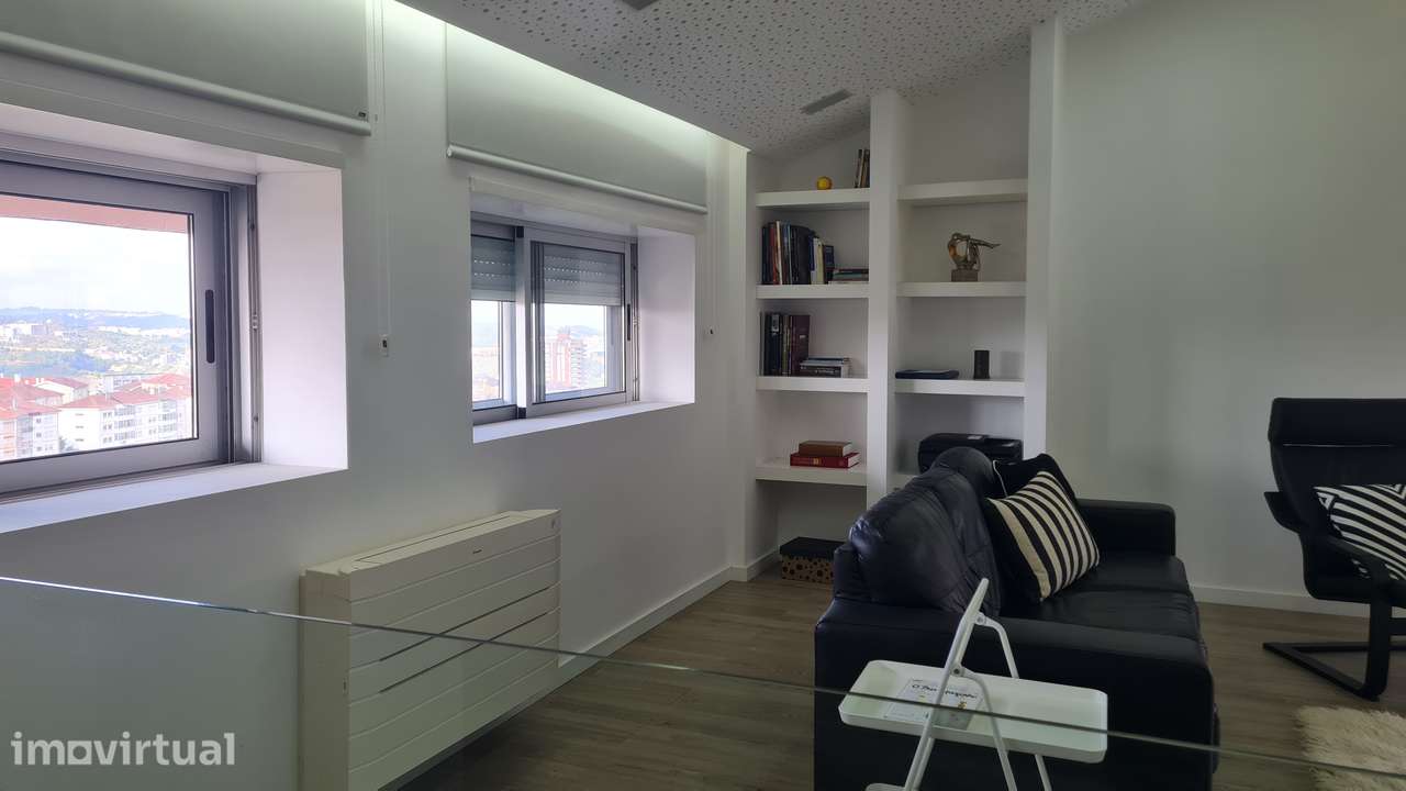 Apartamento  em Celas (Duplex e arrumo no sótão) - Grande imagem: 3/35