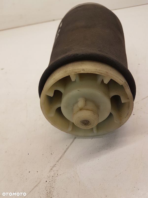 PODUSZKA ZAWIESZENIA PRAWA BMW X5 E53 37126750356 - 3