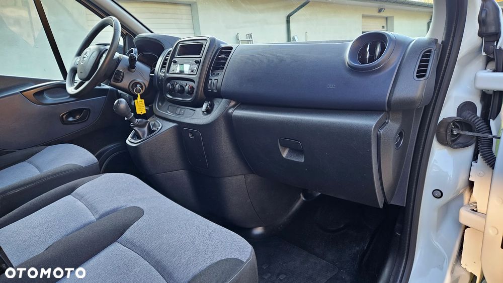 Opel Vivaro 1,6 CDTI 120KM L2 Długi 2018 Rok Klima Webasto Tempomat Hak Parktronik - 26