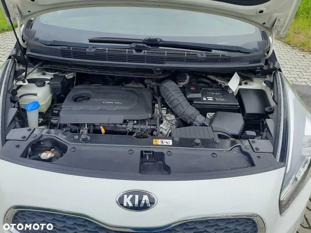 Kia Carens 1.7 CRDi M EU6 - 5