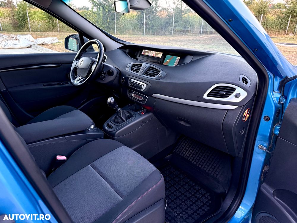 Renault Scenic Xmod 1.6 dCi Privilege - 8