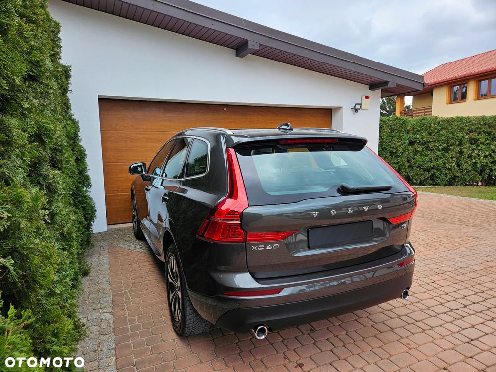 Volvo XC 60 T5 Geartronic Momentum Pro - 9