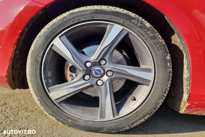 usa portiera stanga dreapta fata spate macara geam motoras oglinda parbriz  Volvo V40 R-design 2015, motor 1.6 D2 114cp cod motor D4162T  dezmembrez dezmembrari - 8