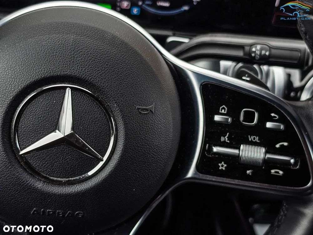 Mercedes-Benz EQB 250+ - 24