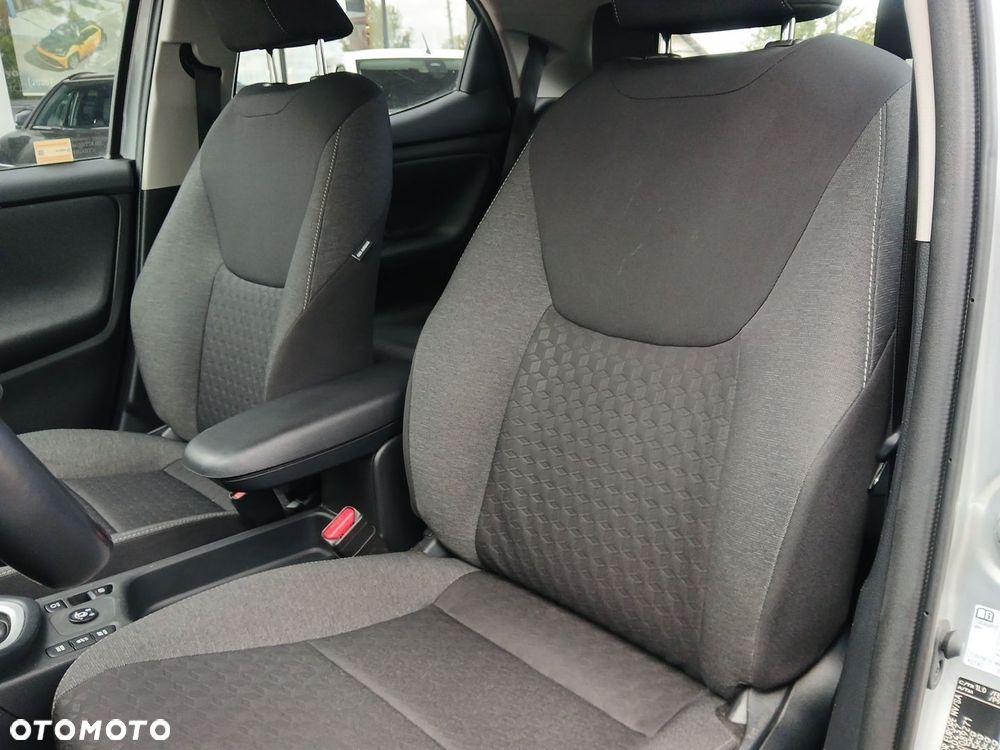 Toyota Yaris Hybrid 1.5 Comfort - 38