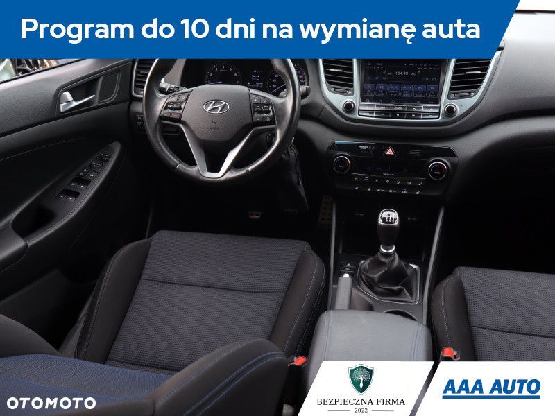 Hyundai Tucson - 8