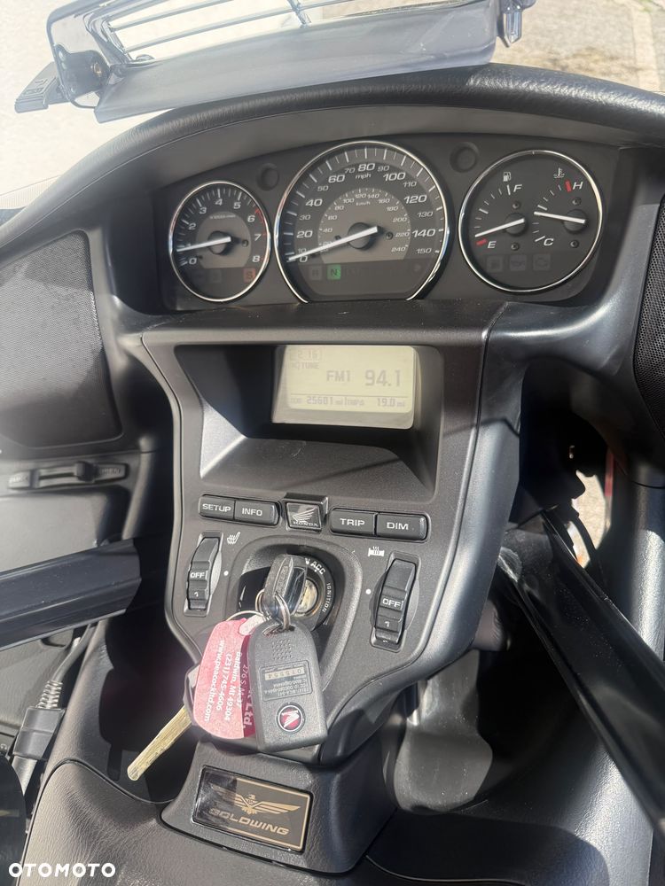 Honda GL - 12