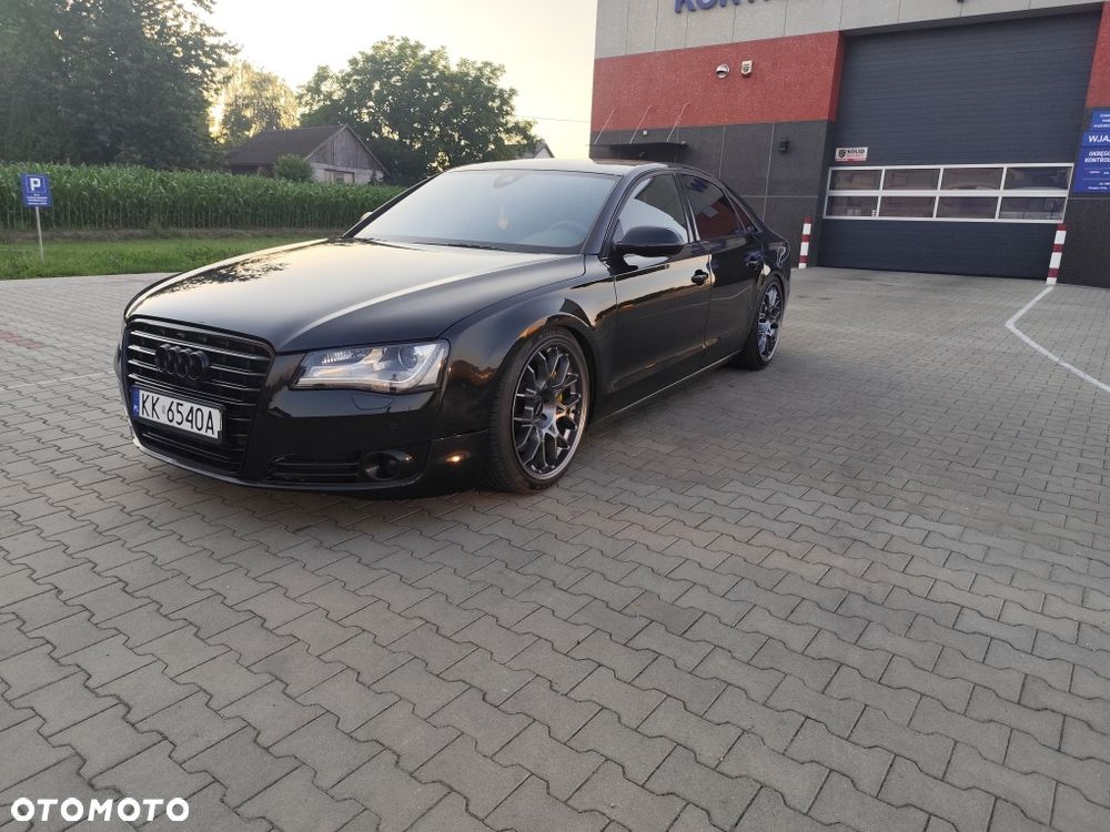 Audi A8 - 7