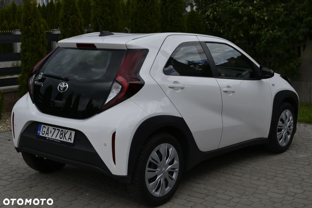 Toyota Aygo X 1.0 VVT-i Comfort CVT - 12