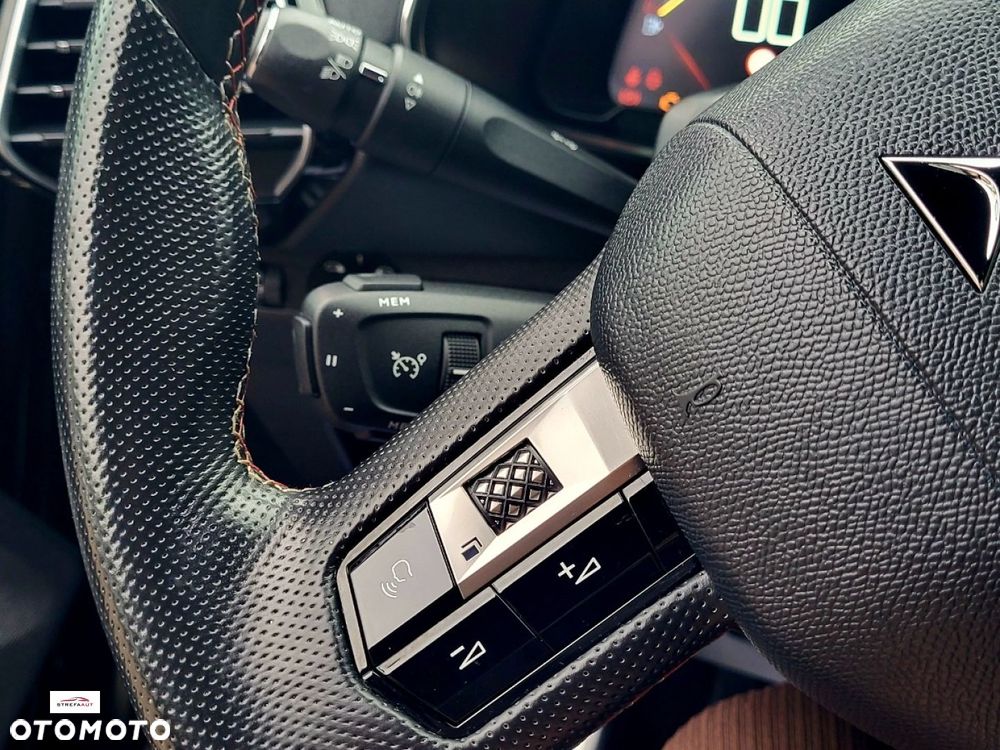 DS Automobiles DS 7 Crossback - 26