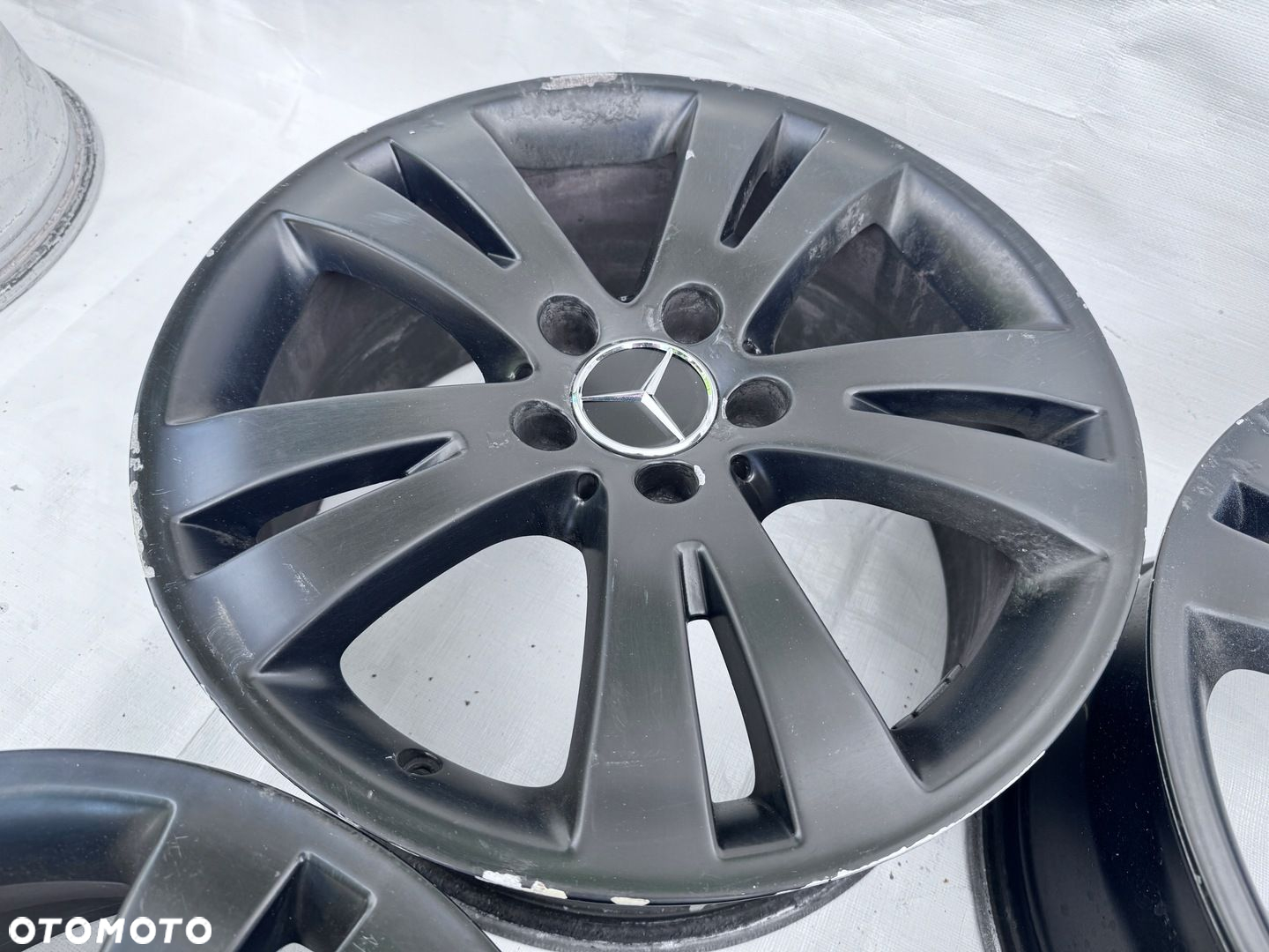 Felgi Mercedes 7,5J 17" ET47 722 - 7