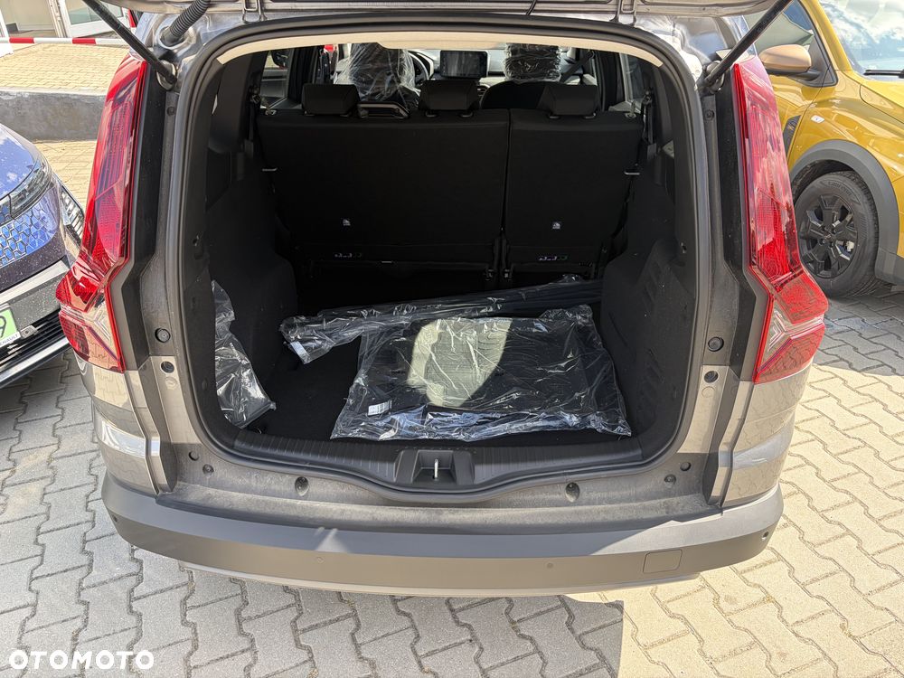 Dacia Jogger 1.6 Full Hybrid 140 Extreme MMT - 26