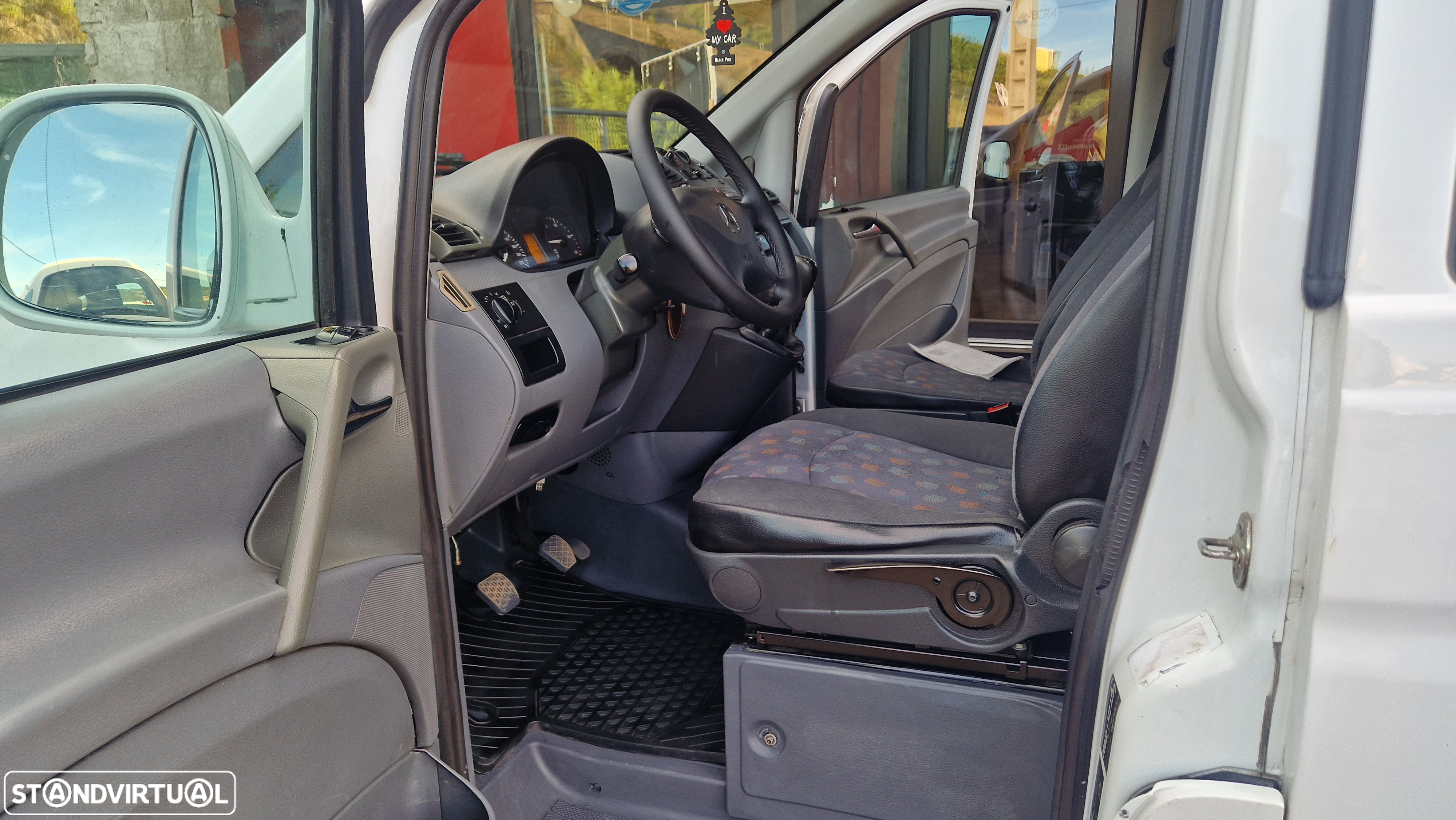Mercedes-Benz Vito 111 CDi/34 9L Longo 2+2+2+3 - 9