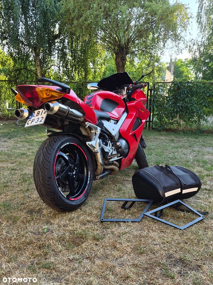 Honda VFR - 6