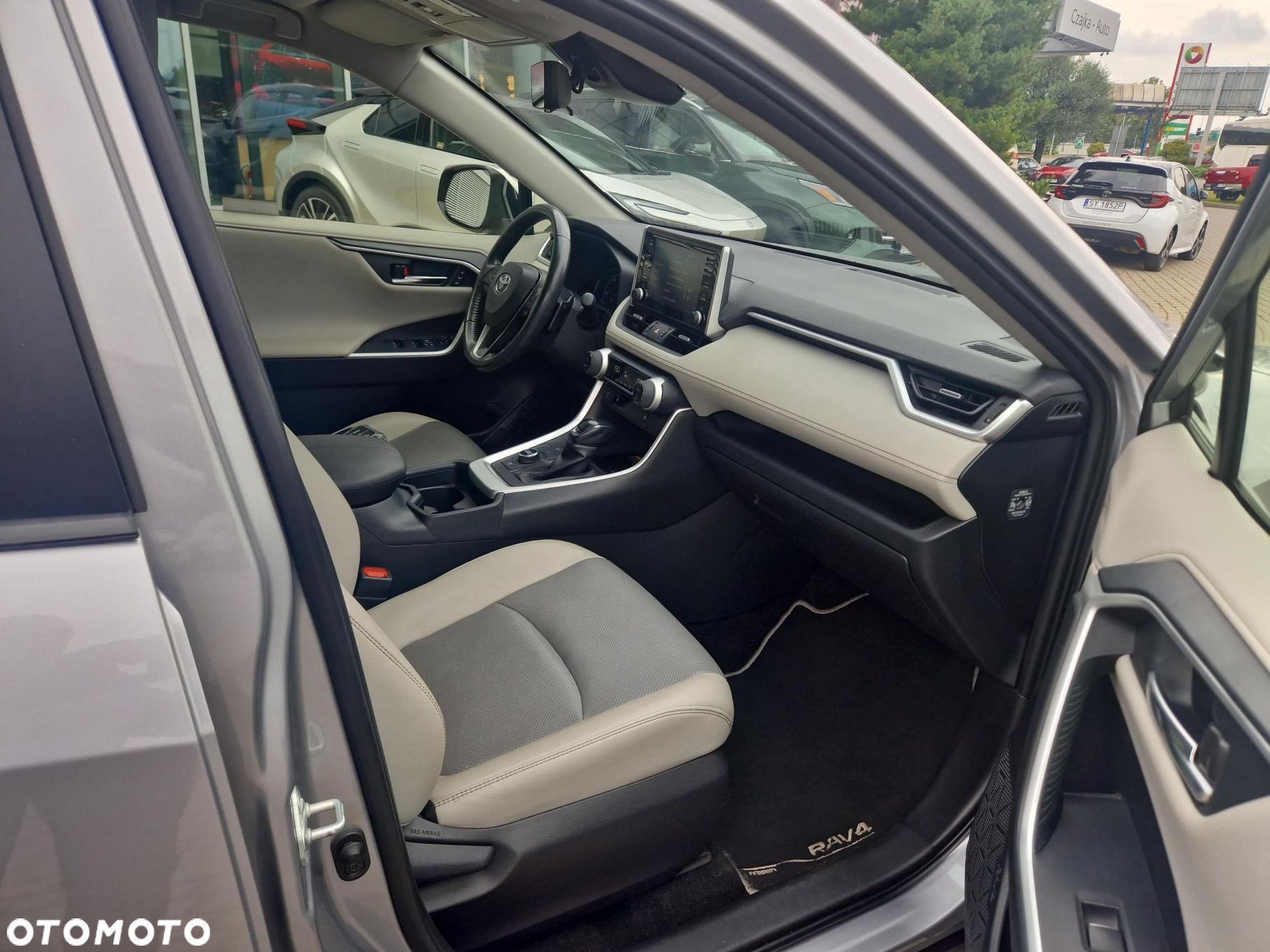 Toyota RAV4 - 19