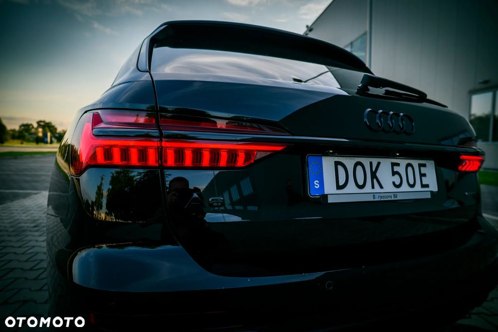 Audi A6 Avant 40 TDI quattro S tronic S line - 7